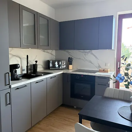 Rubys Hochwertiges Citynah Balkon Parkplatz * Rostock