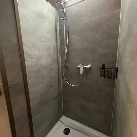 Rubys Hochwertiges Citynah Balkon Parkplatz