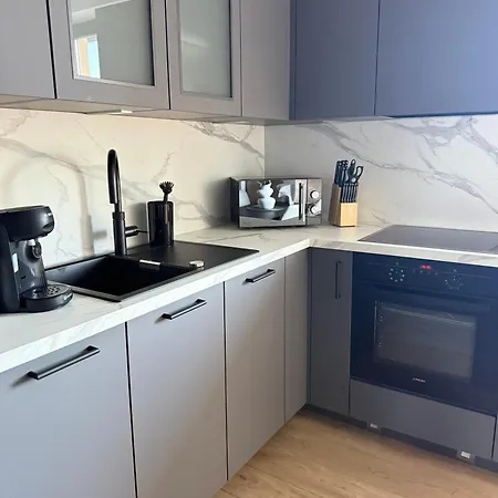 Appartement Rubys Hochwertiges Citynah Balkon Parkplatz *