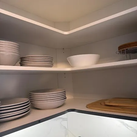 Rubys Hochwertiges Citynah Balkon Parkplatz Appartement *