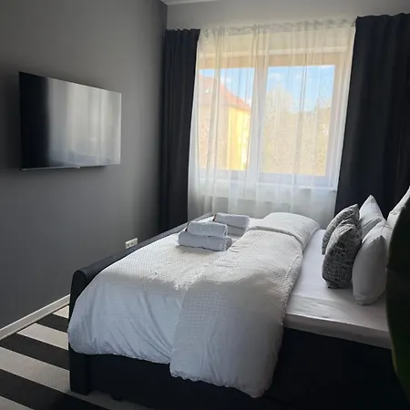 Rubys Hochwertiges Citynah Balkon Parkplatz Rostock