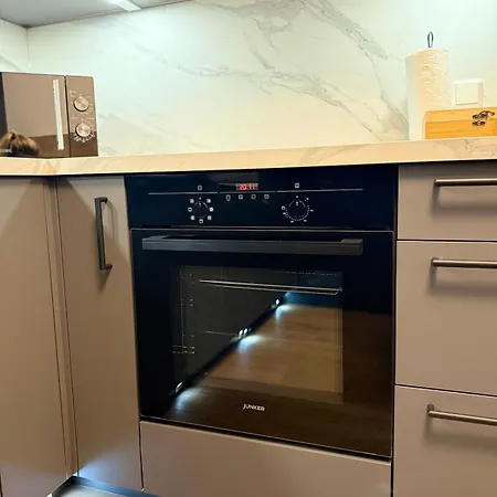 Rubys Hochwertiges Citynah Balkon Parkplatz Appartement