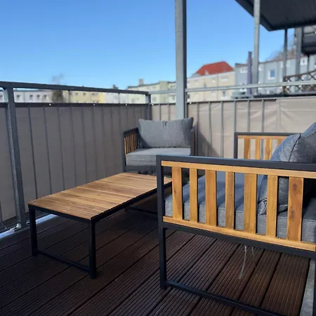 Rubys Hochwertiges Citynah Balkon Parkplatz Appartement