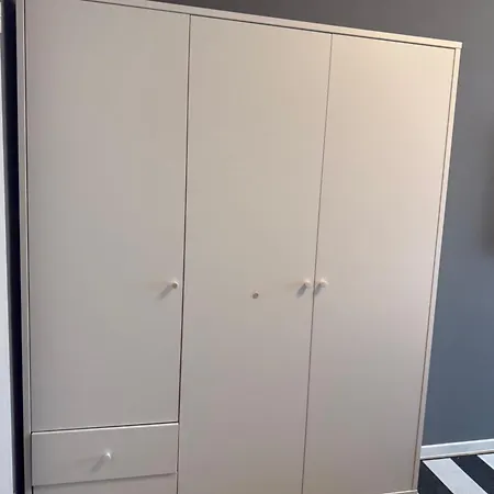 Rubys Hochwertiges Citynah Balkon Parkplatz *